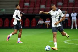 探讨这场盛 探讨这场盛